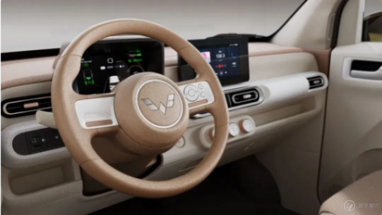 五菱宏光 MINIEV 第三代馬卡龍與閑魚出聯(lián)名款,主打摸魚