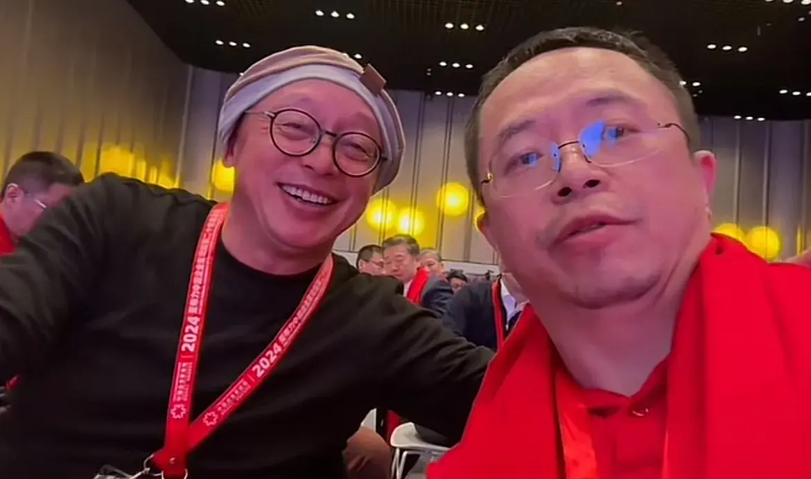 周鴻祎稱已拜俞敏洪為師