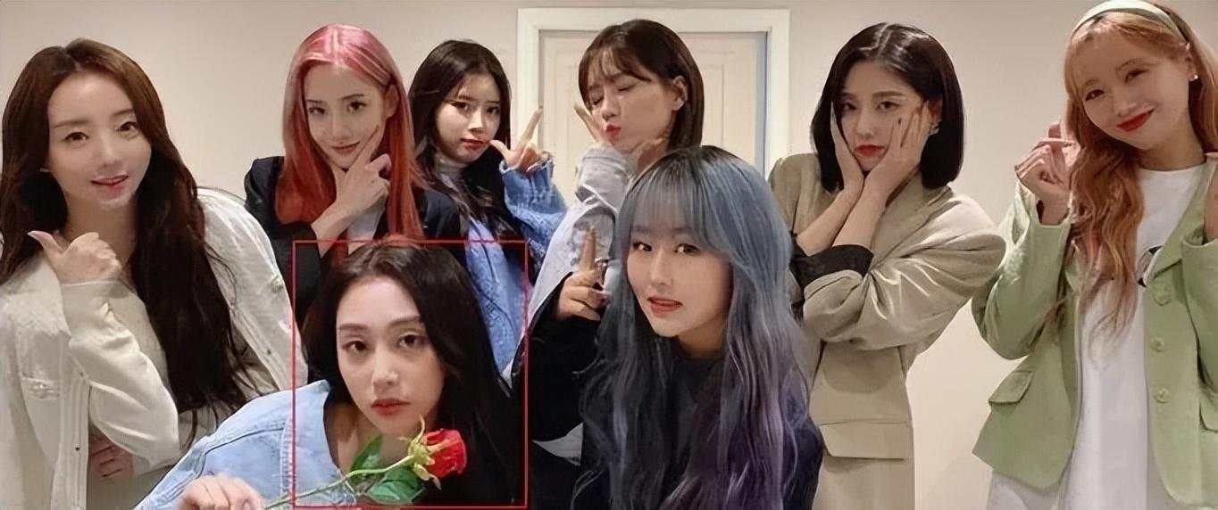 前女團成員解散后在工廠做女工