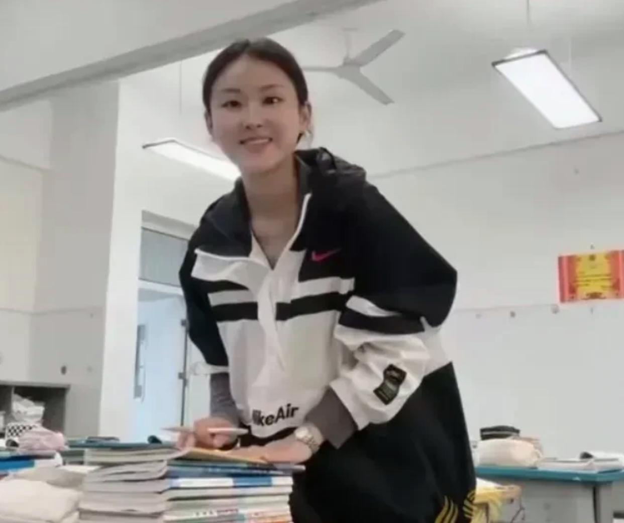 女子回應懷孕8個月考研獲專業第一