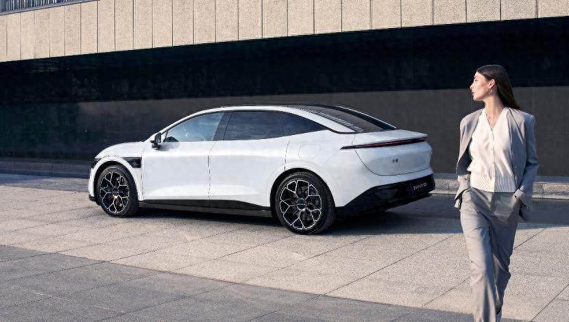 極氪007推出后驅(qū)增強版,20.99萬元全新上市