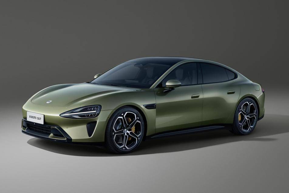 夷然自若,或許是持幣待購(gòu)小米SU7的潛在顧客們最需要的