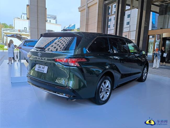 全系官降2.5萬元 2024款賽那上市 售28.48萬元起