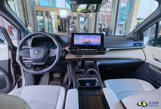 全系官降2.5萬元 2024款賽那上市 售28.48萬元起