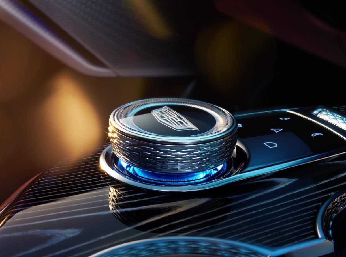 不到24萬元買豪華純電SUV,凱迪拉克IQ傲歌值不值得入手?