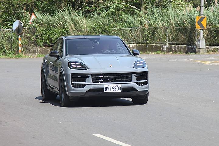 還剩多少魅力?試駕保時捷改款Cayenne Coupé