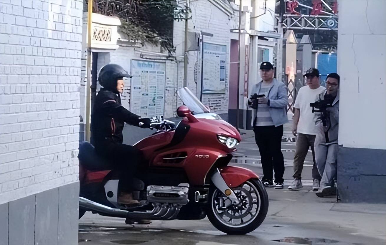 揭開迷霧 魏建軍造了一輛怎樣的靈魂摩托?