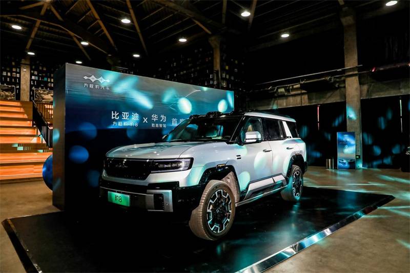 豹8來襲!華為智駕加持!200+配置全系標配,豪華智能超乎想象!