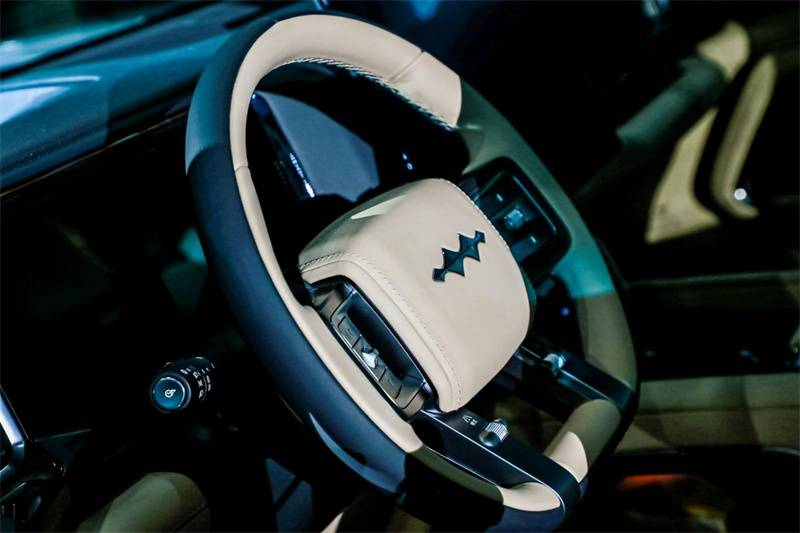 豹8來襲!華為智駕加持!200+配置全系標配,豪華智能超乎想象!