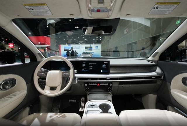 現代純電中大型SUV，6/7座可選，小鵬G9同級，明年上市-有駕