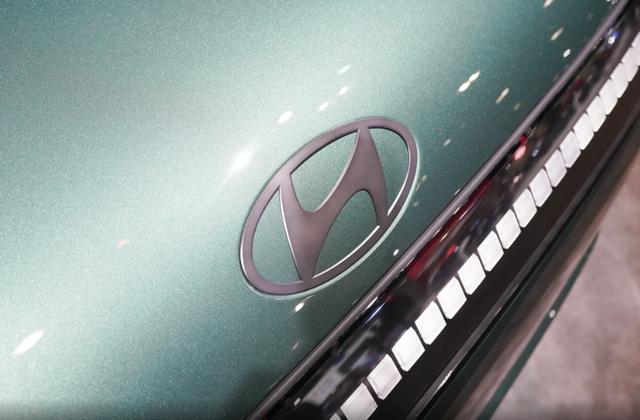 現代純電中大型SUV，6/7座可選，小鵬G9同級，明年上市-有駕