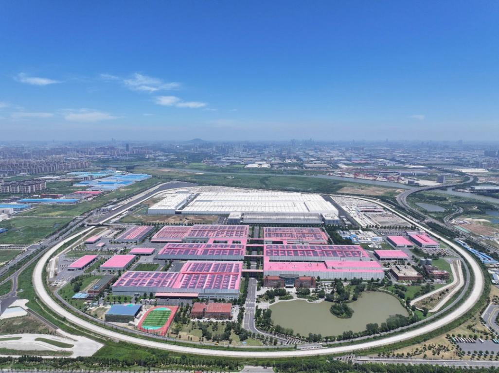 尊界超級工廠落成!“國產(chǎn)邁巴赫”來了 尊界超級工廠落成!“國產(chǎn)邁巴赫”來了