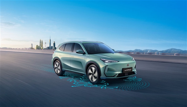 馬來西亞首款國產電動車寶騰e.MAS 7上市:中國吉利幫大忙 馬來西亞首款國產電動車寶騰e.MAS 7上市:中國吉利幫大忙