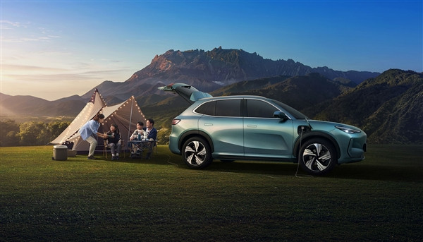 馬來西亞首款國產電動車寶騰e.MAS 7上市:中國吉利幫大忙 馬來西亞首款國產電動車寶騰e.MAS 7上市:中國吉利幫大忙