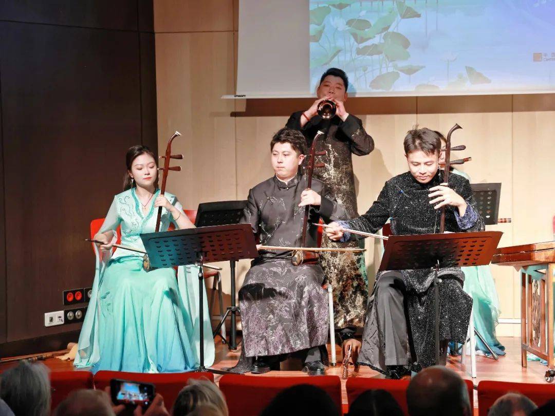 “對話·知音——夏之清風”中央民族樂團專場音樂會 在巴黎中國文化中心成功舉辦