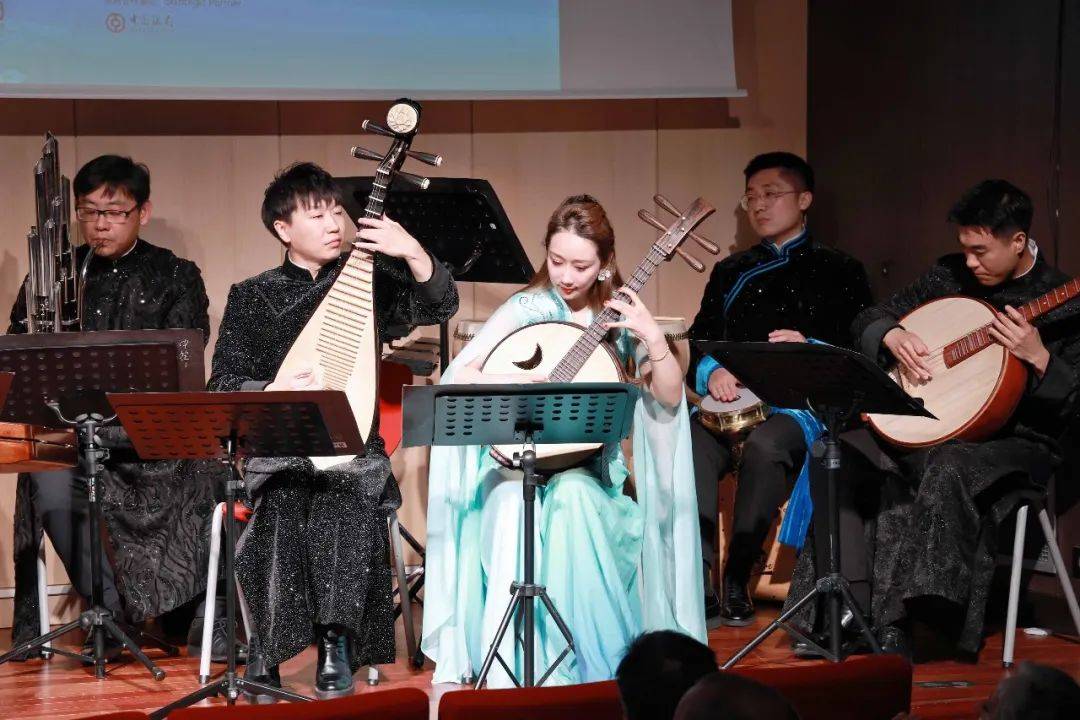 “對話·知音——夏之清風”中央民族樂團專場音樂會 在巴黎中國文化中心成功舉辦