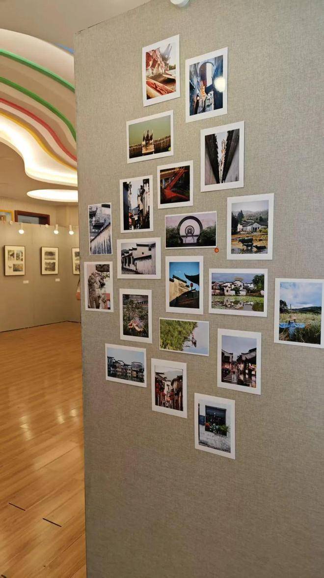 筆尖下的徽州|央美實驗學校高一年級研學寫生作品展