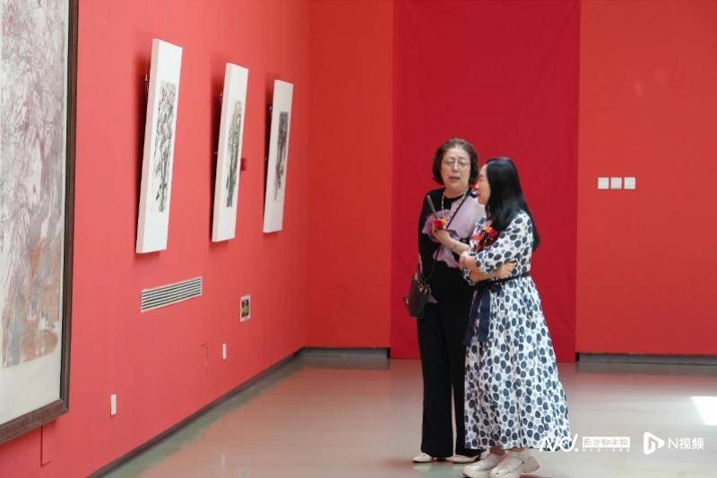 90余幅孔祥忠中國(guó)畫作品展現(xiàn)“蜀土芳華”