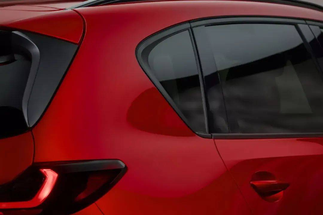 馬自達發(fā)布全新CX-5,改的不多,操控依舊是重點