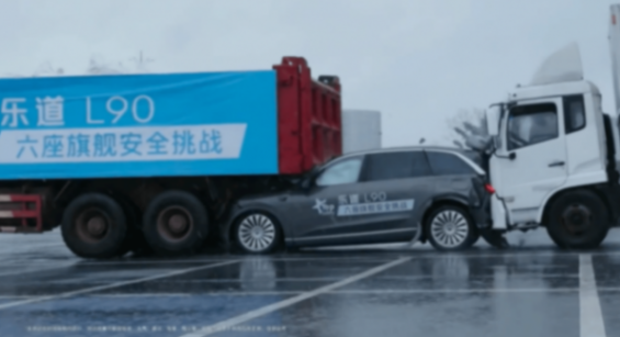 李斌豁出去了!5米大車預(yù)售不到20萬,為銷量和四季度盈利拼了