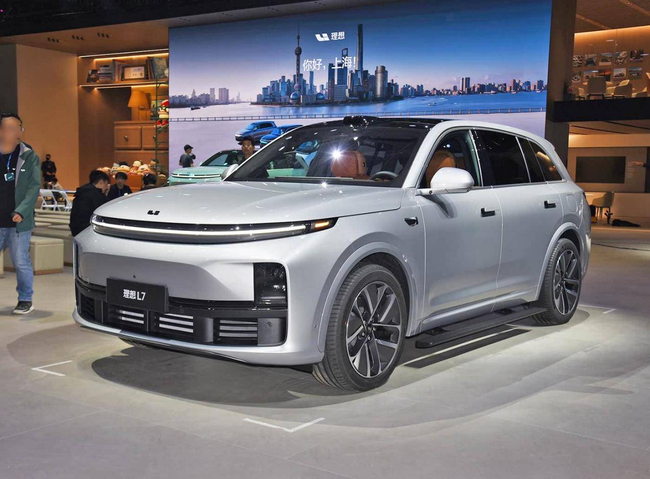 20萬(wàn)出頭智駕天花板,它能否贏過(guò)理想L7