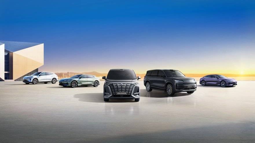 從免責條款到兜底承諾,騰勢汽車讓智駕更“有溫度”