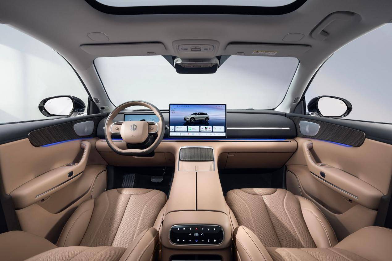 零跑全新C11大改款上市,15萬級新能源SUV品價比之選!