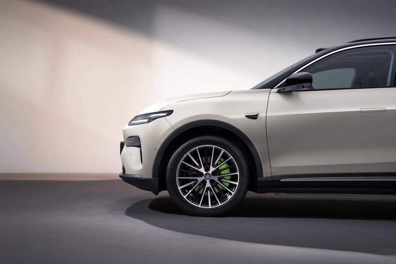 零跑全新C11大改款上市,15萬級新能源SUV品價比之選!