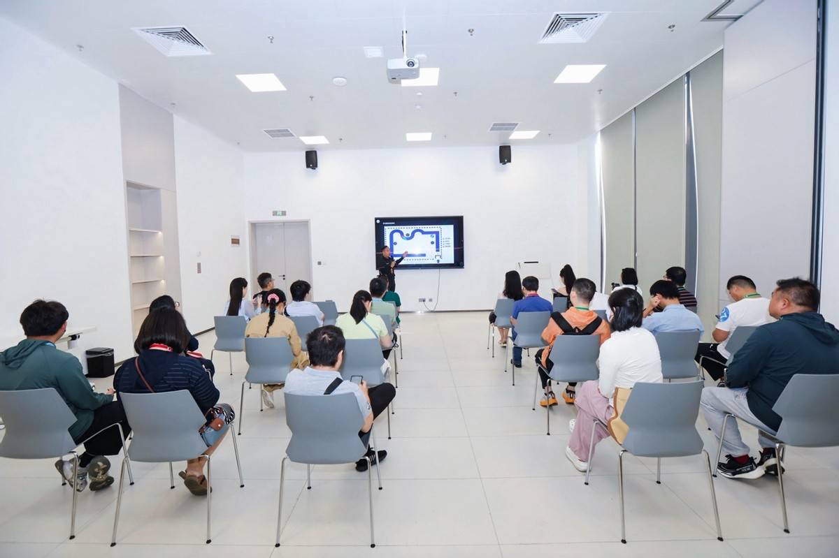 家載美好海豹06DM-i旅行版上市發布會·合肥站