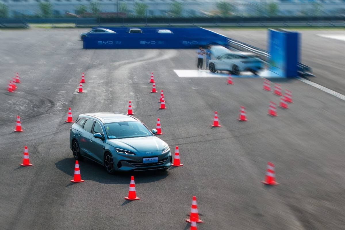 家載美好海豹06DM-i旅行版上市發布會·合肥站