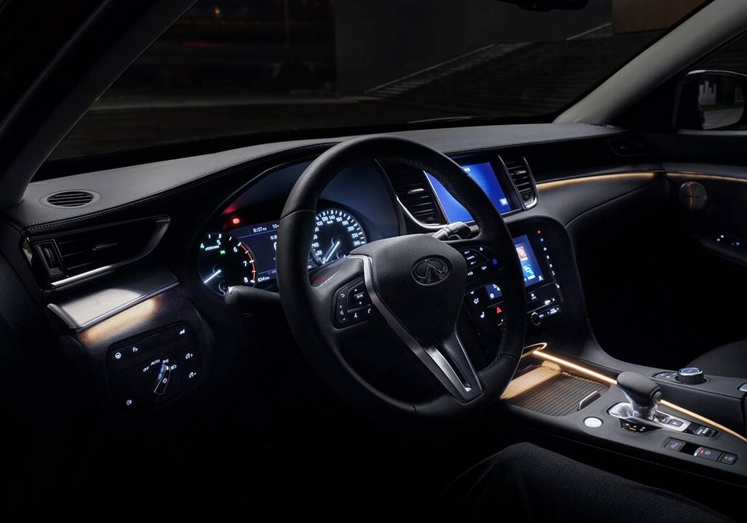 35.08萬起,2026款英菲尼迪QX50上市!配置有升級,中控屏仍較小
