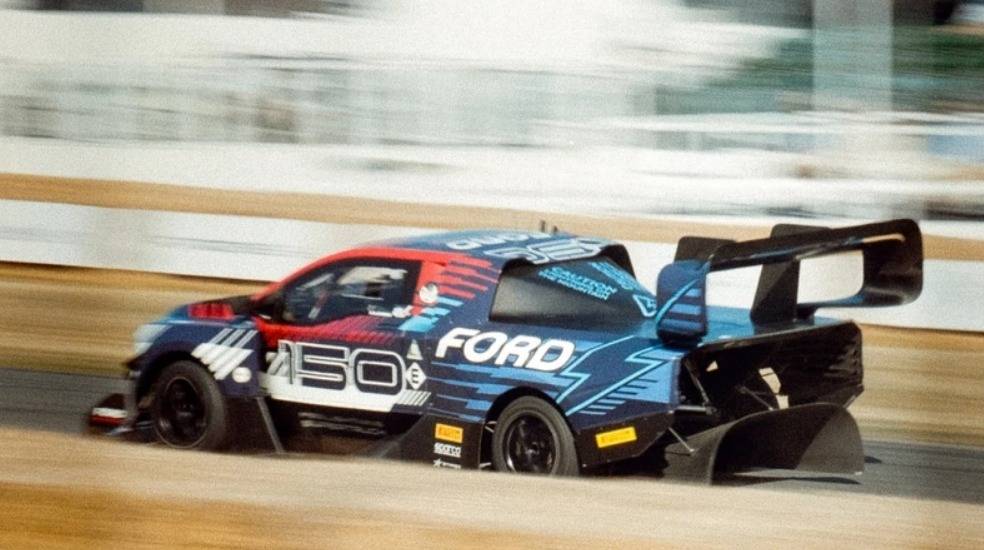 福特F-150電動皮卡,如何擊敗一眾超跑,贏得古德伍德速度節冠軍