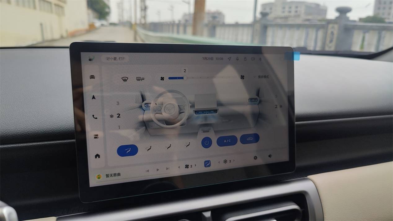 獨立試駕五菱繽果PLUS:3萬多的工具車,但不是廉價“老頭樂”