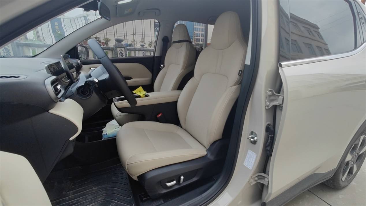 獨立試駕五菱繽果PLUS:3萬多的工具車,但不是廉價“老頭樂”