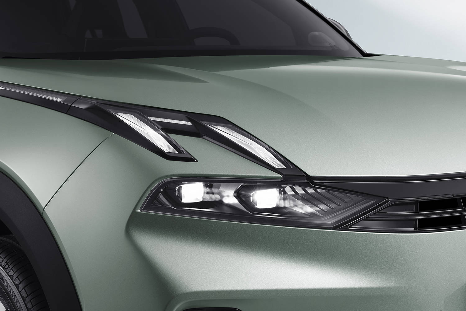 新增森珀綠/升級Flyme車機 領克06 Relive限時10.76萬起