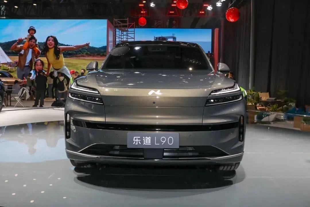 新車賣爆?李斌硬氣官宣進入前三