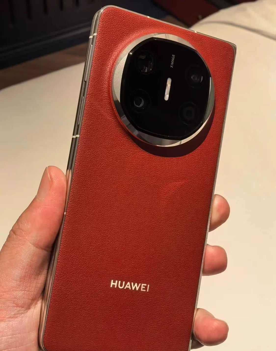 華為Mate X6系列折疊屏手機獲HarmonyOS 4.3.0.173升級,升級多色溫白平衡色彩還原技術 華為Mate X6系列折疊屏手機獲HarmonyOS 4.3.0.173升級,升級多色溫白平衡色彩還原技術