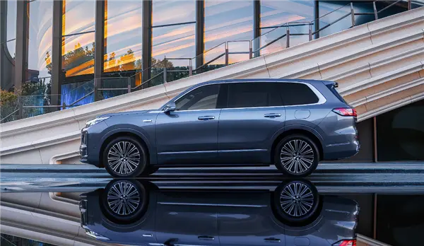 5米2全尺寸SUV殺入20萬內,吉利銀河M9預售:19.38萬元起 5米2全尺寸SUV殺入20萬內!吉利銀河M9預售:19.38萬元起