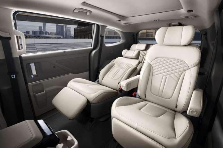 庫斯途:“臻選至誠價”13.98萬元起,20萬內多孩家用車首選!