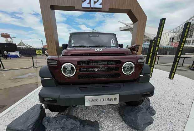 212 T01檢閱官升級款將上市:新增配色 配置升級