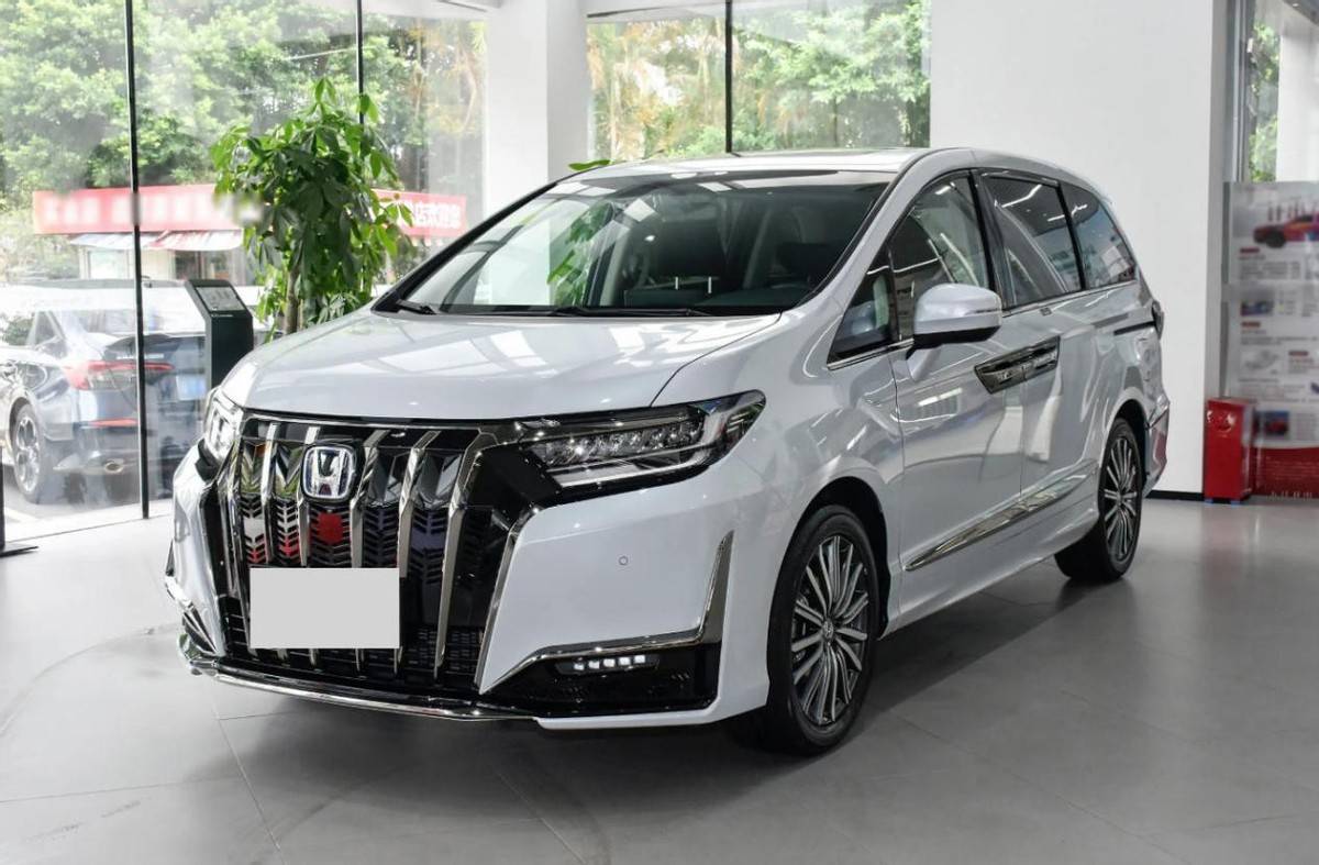 東風本田終于妥協!新款艾力紳官降3萬上市,配置升級,銷量能漲?