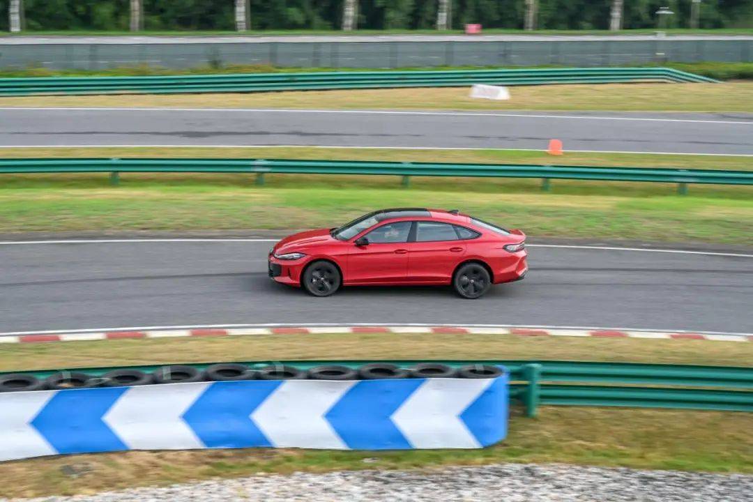 凌渡L GTS,德系操控魅力不減!