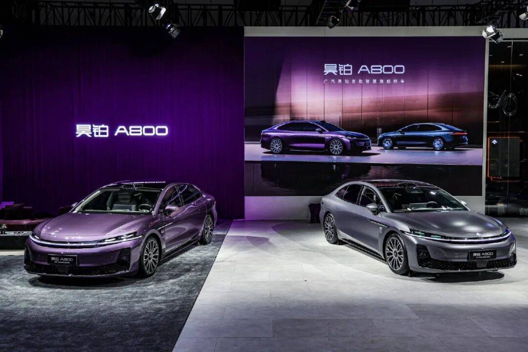 成都車展首日:國產車包館“宣戰”,華為鴻蒙“五界”齊發!