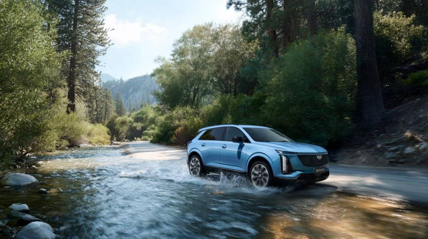 標配9K大屏+22項主動安全,凱迪拉克全新XT5驚喜價22.99萬元起