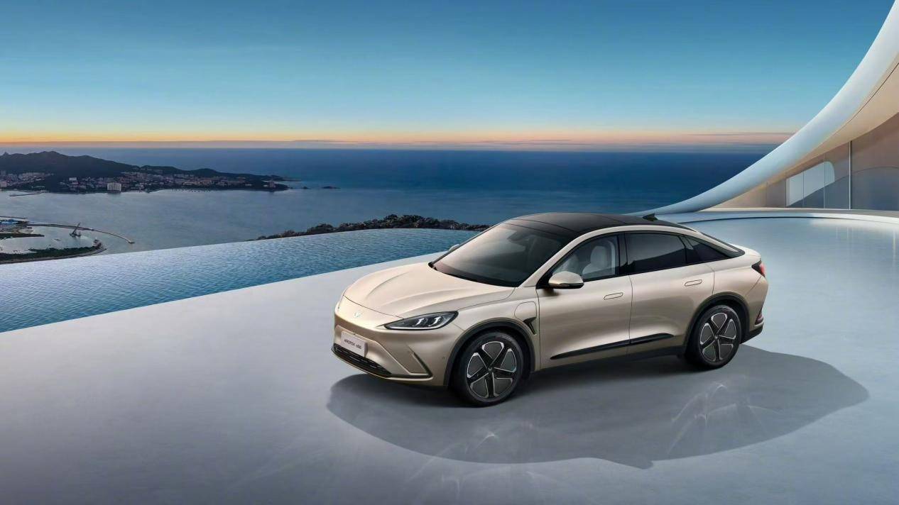 2025成都車展丨同級唯一華為三激光,極狐阿爾法S6,低調全能王?