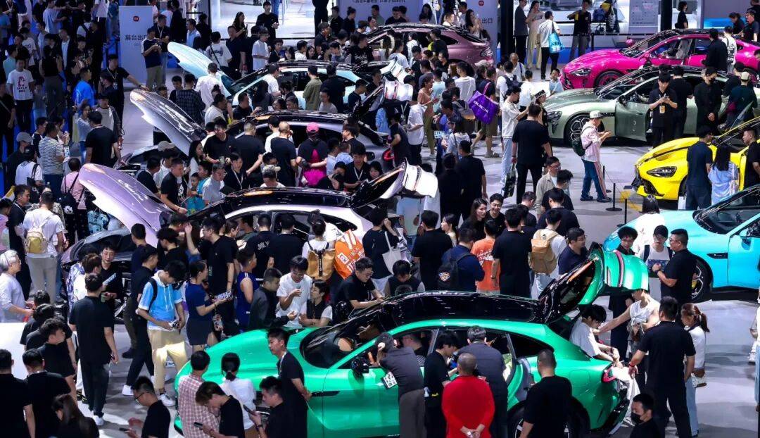 8月新勢力銷量:有人活成“別人家的孩子”,有人還在泥潭里掙扎