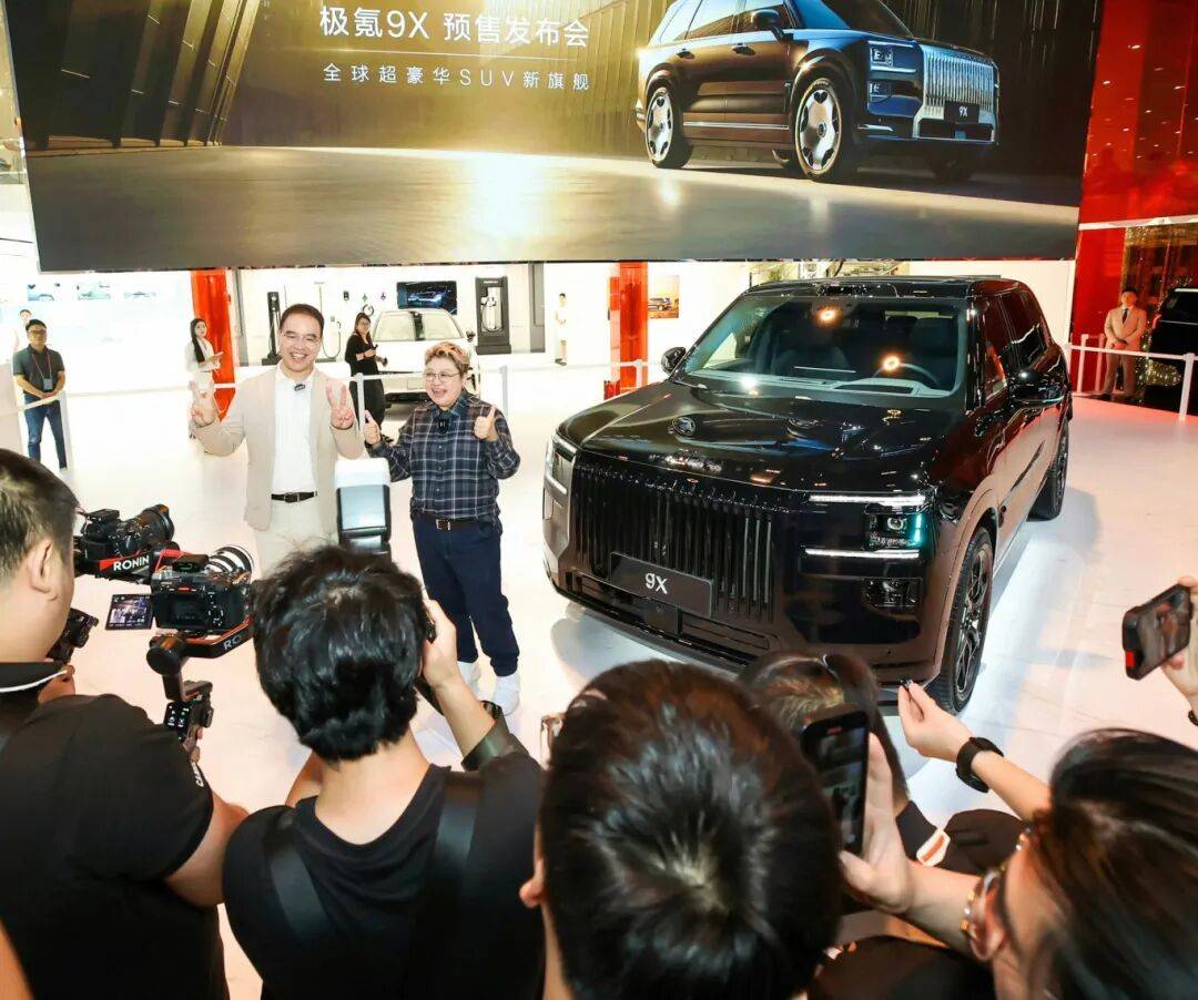 8月新勢力銷量:有人活成“別人家的孩子”,有人還在泥潭里掙扎