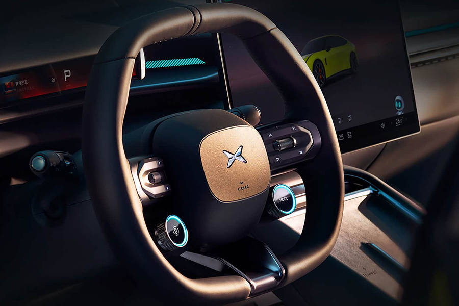 2025慕尼黑車展:全新小鵬P7公眾亮相 續航820km