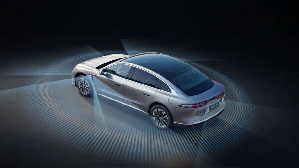 不做選擇題,領(lǐng)克10 EM-P和風(fēng)云A9L究竟適合誰(shuí)