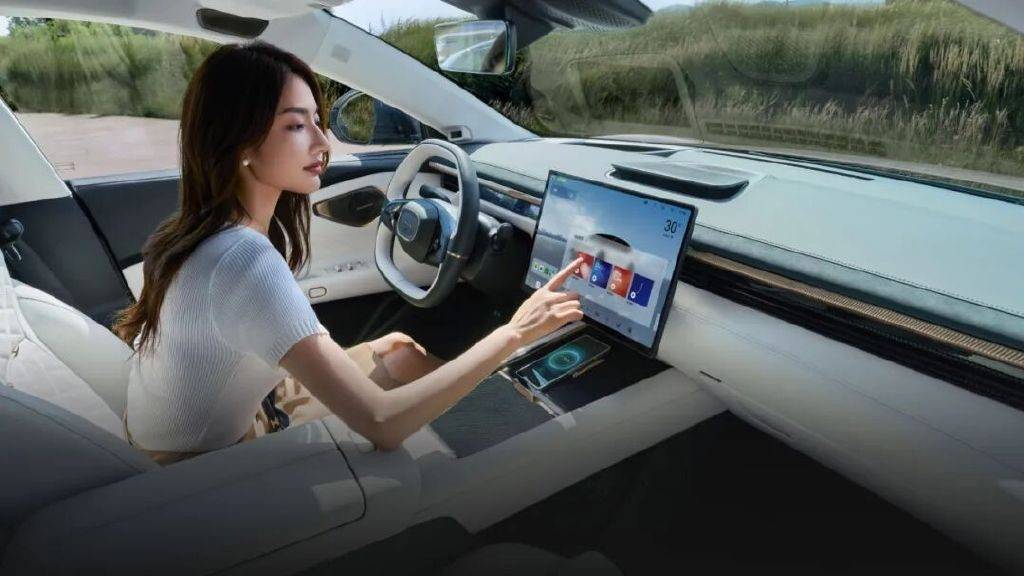 不做選擇題,領(lǐng)克10 EM-P和風(fēng)云A9L究竟適合誰(shuí)